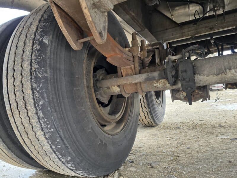 U-4860 1994 Krohnert 7000 Gallon Stainless Steel Semi Tanker