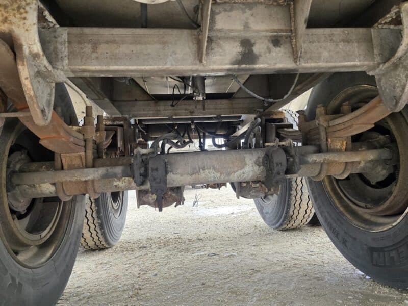 U-4860 1994 Krohnert 7000 Gallon Stainless Steel Semi Tanker