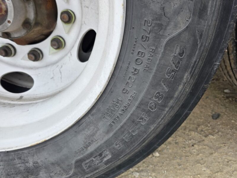 U-4860 1994 Krohnert 7000 Gallon Stainless Steel Semi Tanker