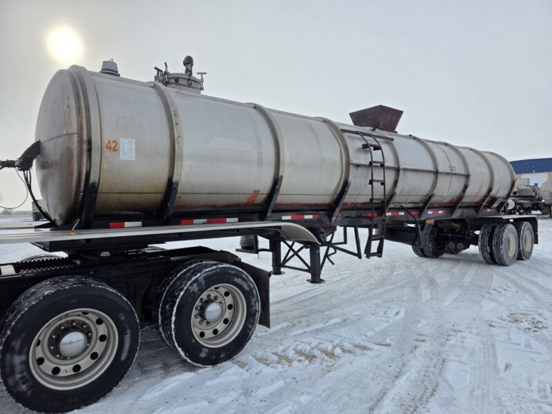 U-4855 Butler 6700 Gallon Stainless Steel Semi Tanker