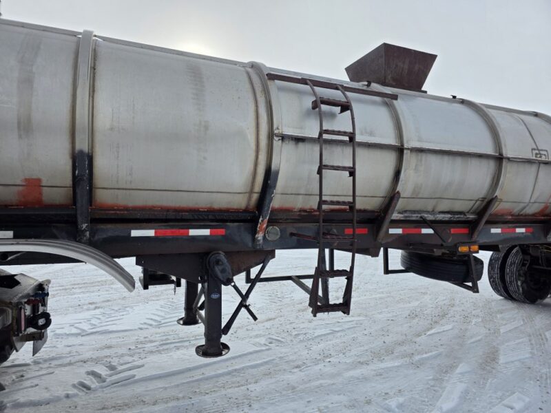 U-4855 Butler 6700 Gallon Stainless Steel Semi Tanker