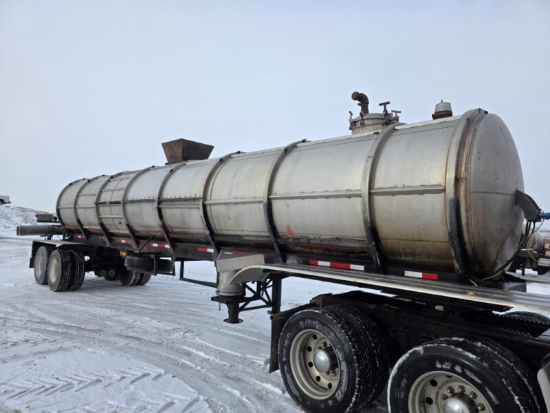 U-4855 Butler 6700 Gallon Stainless Steel Semi Tanker