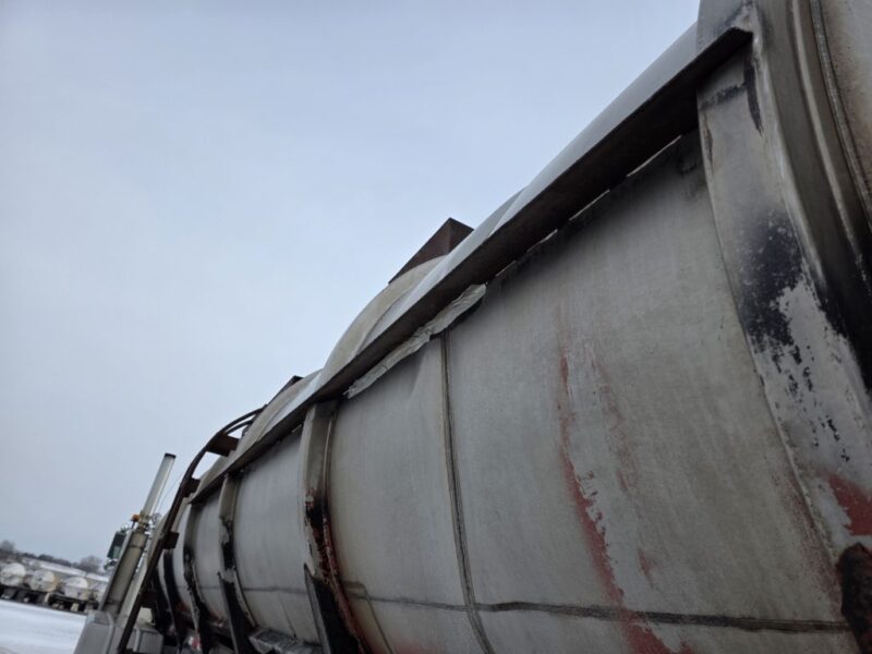 U-4855 Butler 6700 Gallon Stainless Steel Semi Tanker