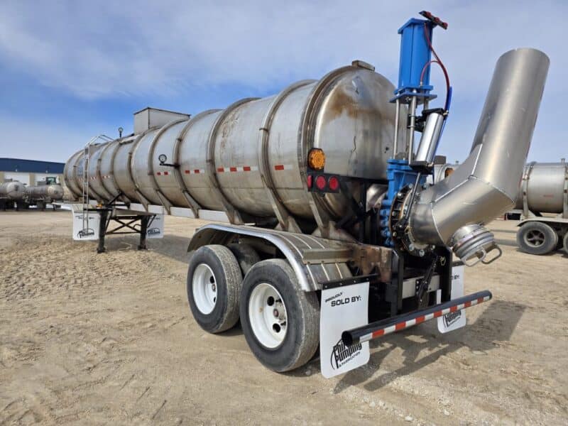 U-4857 1990 Brenner 7000 Gallon Stainless Steel Semi Tanker