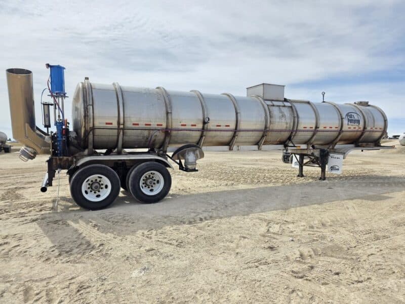 U-4857 1990 Brenner 7000 Gallon Stainless Steel Semi Tanker