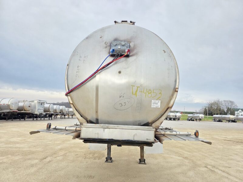 U-4853 1991 Brenner 6700 Gallon Stainless Steel Semi Tanker