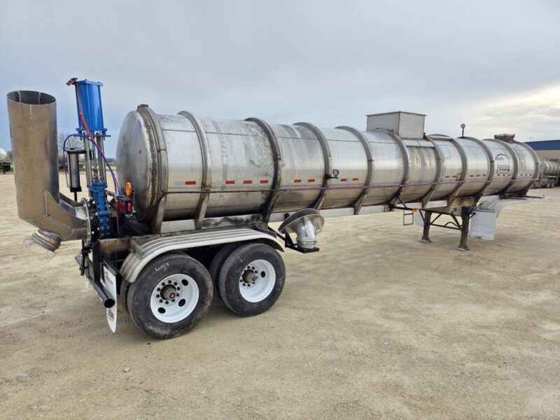 U-4853 1991 Brenner 6700 Gallon Stainless Steel Semi Tanker
