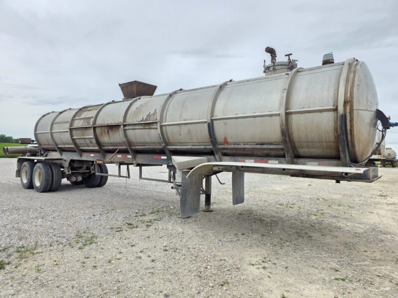 Dual 12″ U-4855 Butler 6700 Gallon Stainless Steel Semi Tanker