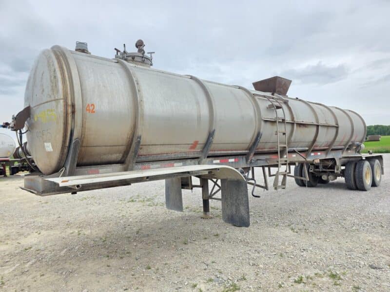 Dual 12″ U-4855 Butler 6700 Gallon Stainless Steel Semi Tanker