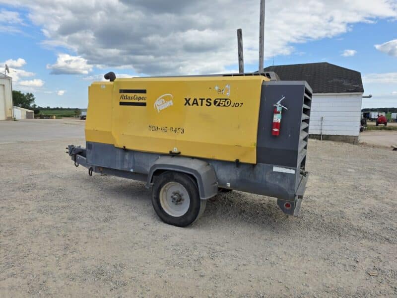 AC-108 750 CFM 2014 Atlas Copco 6.8L John Deere Engine Air Compressor