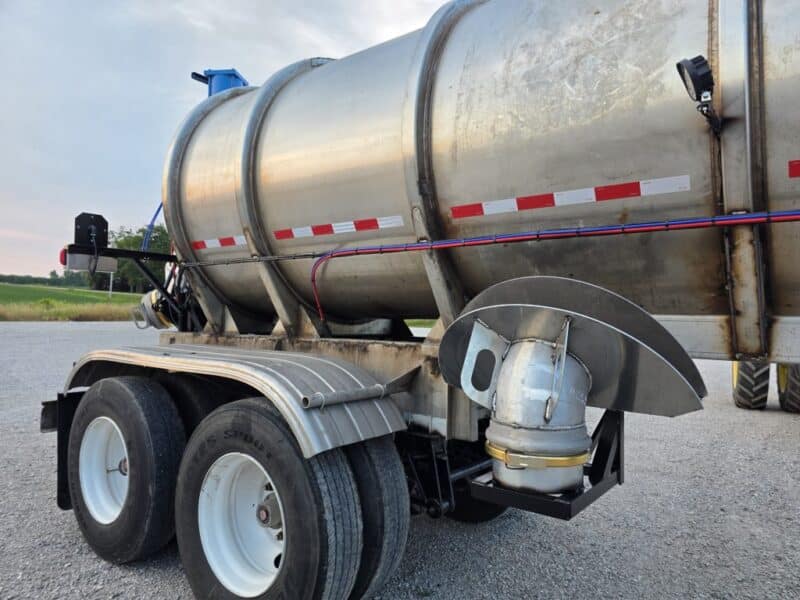 20″ Swivel Tube U-4858 1987 Fruehauf 6500 Gallon Stainless Steel Semi Tanker