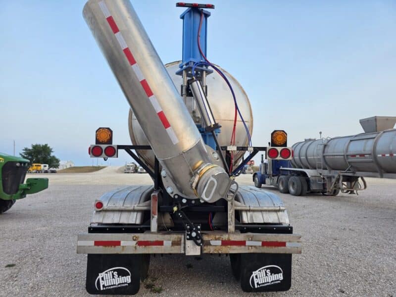 20″ Swivel Tube U-4858 1987 Fruehauf 6500 Gallon Stainless Steel Semi Tanker
