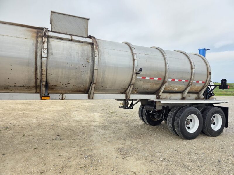 20″ Swivel Tube U-4851 1990 Heil 7000 Gallon Stainless Steel Semi Tanker