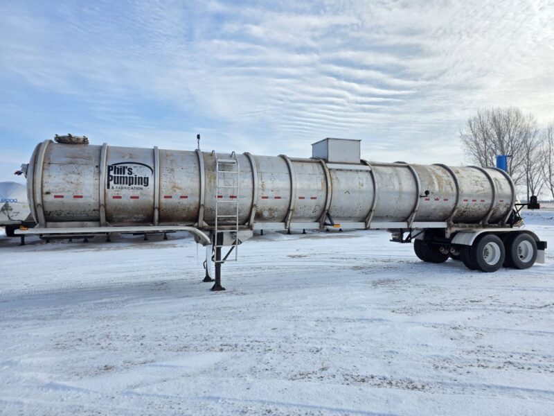 U-4845 1994 Polar 7000 Gallon Stainless Steel Semi Tanker