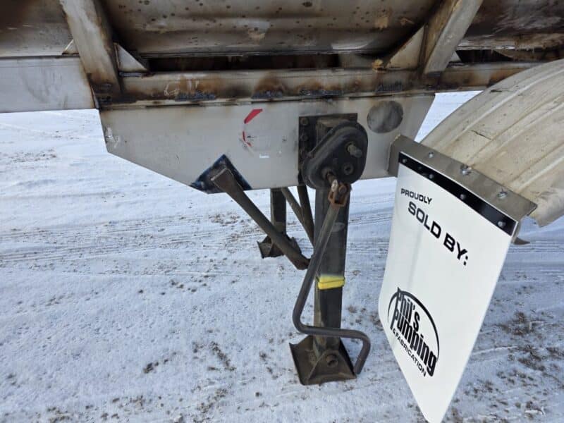 U-4845 1994 Polar 7000 Gallon Stainless Steel Semi Tanker