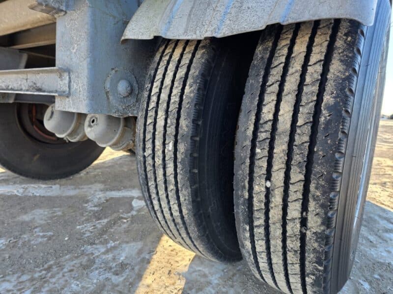 U-4866 1996 Krohnert 7500 Gallon Stainless Steel Semi Tanker