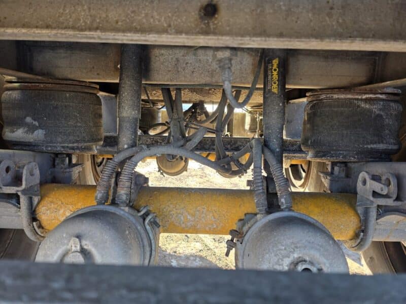 U-4866 1996 Krohnert 7500 Gallon Stainless Steel Semi Tanker