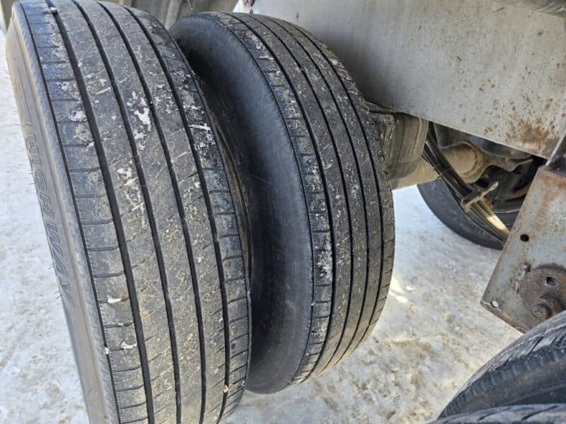 U-4865 1996 Bulk 7000 Gallon Stainless Steel Semi Tanker