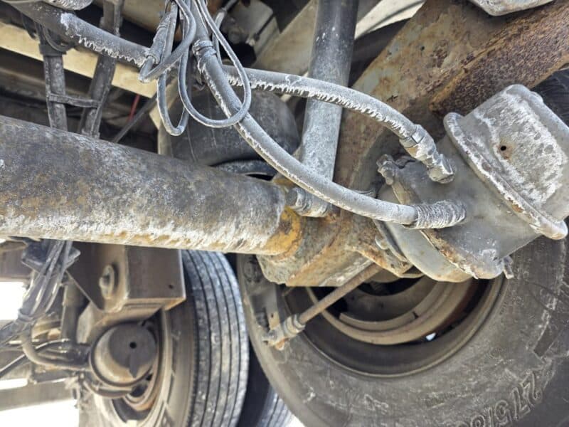 U-4865 1996 Bulk 7000 Gallon Stainless Steel Semi Tanker