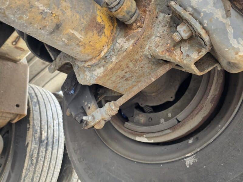 U-4865 1996 Bulk 7000 Gallon Stainless Steel Semi Tanker