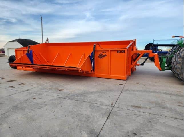 Heavy-duty manure transfer dump station allowing semi tankers to unload liquid manure directly into drag hose pumping systems