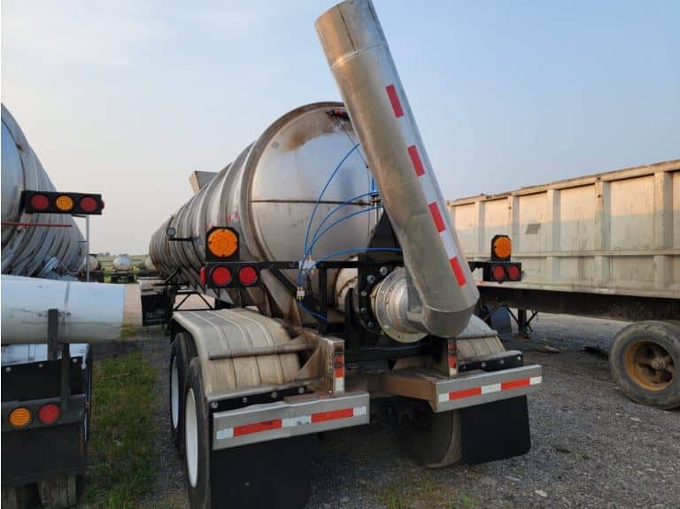 Heavy-duty manure tanker with reinforced fabrication designed to handle repeated loading and safe liquid manure transport.