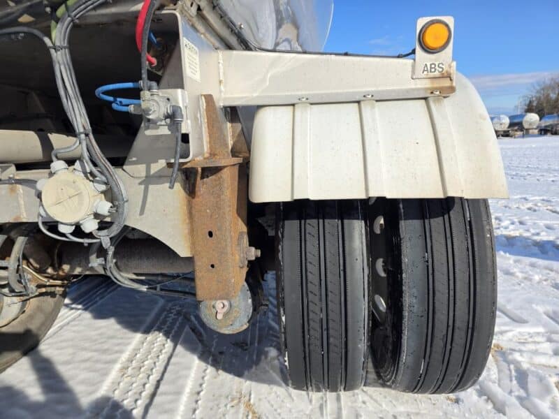 U-4864 2008 Brenner 6000 Gallon Stainless Steel Semi Tanker