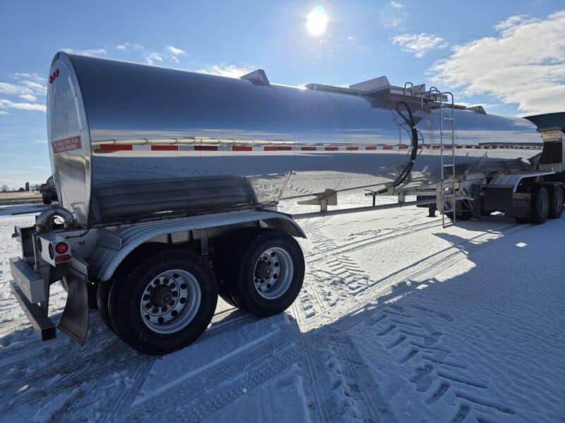 U-4864 2008 Brenner 6000 Gallon Stainless Steel Semi Tanker
