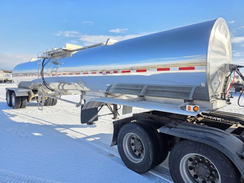 U-4864 2008 Brenner 6000 Gallon Stainless Steel Semi Tanker