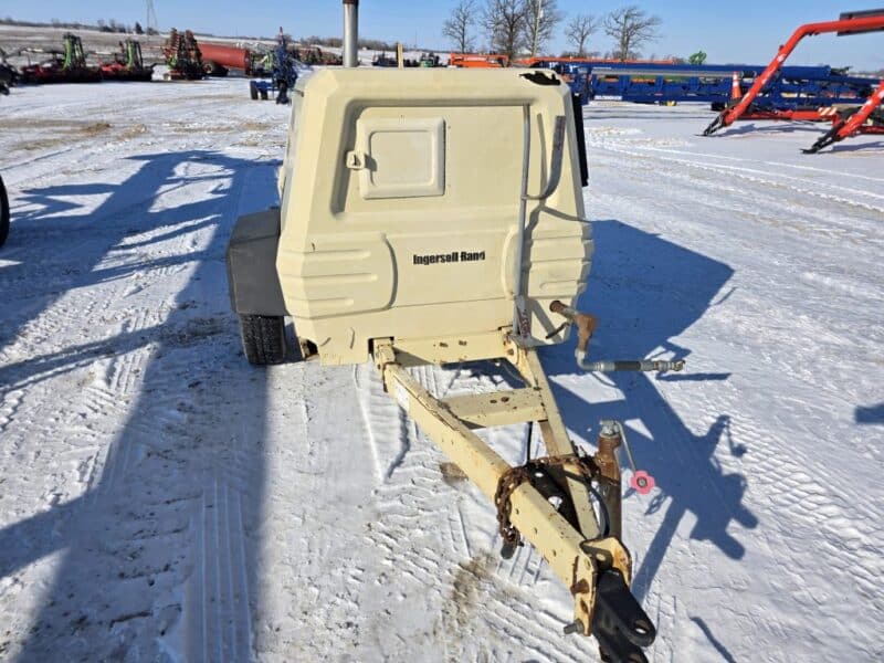 AC-113 2006 Ingersoll-Rand 185 CFM Air Compressor