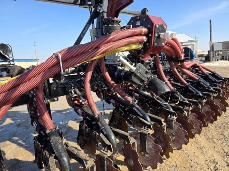 Used for 500 Acres 28′ ZML Toolbar w. 14 Red Viper Gen 4 Row Units w. 8″ Stinger
