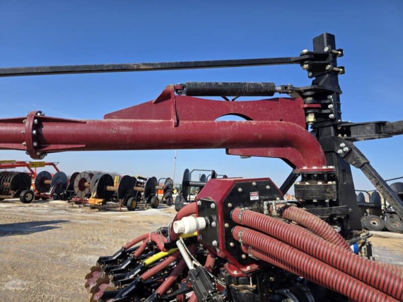 Used for 500 Acres 28′ ZML Toolbar w. 14 Red Viper Gen 4 Row Units w. 8″ Stinger