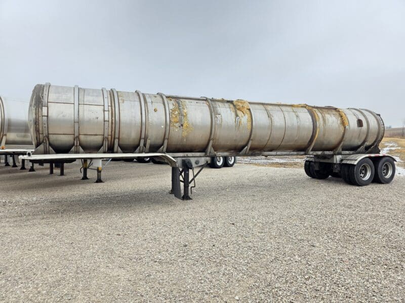 U-4863 1990 Bar-Bel 7000 Gallon Stainless Steel Semi Tanker