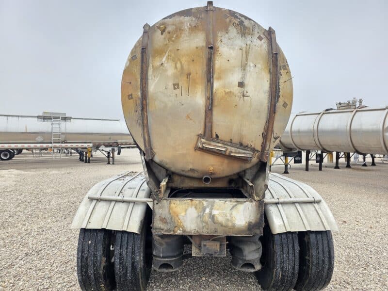 U-4863 1990 Bar-Bel 7000 Gallon Stainless Steel Semi Tanker