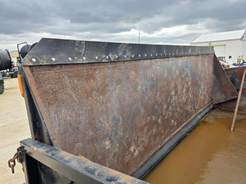 Phil’s Pumping & Fab 4,000 Gallon Transfer Dumpster