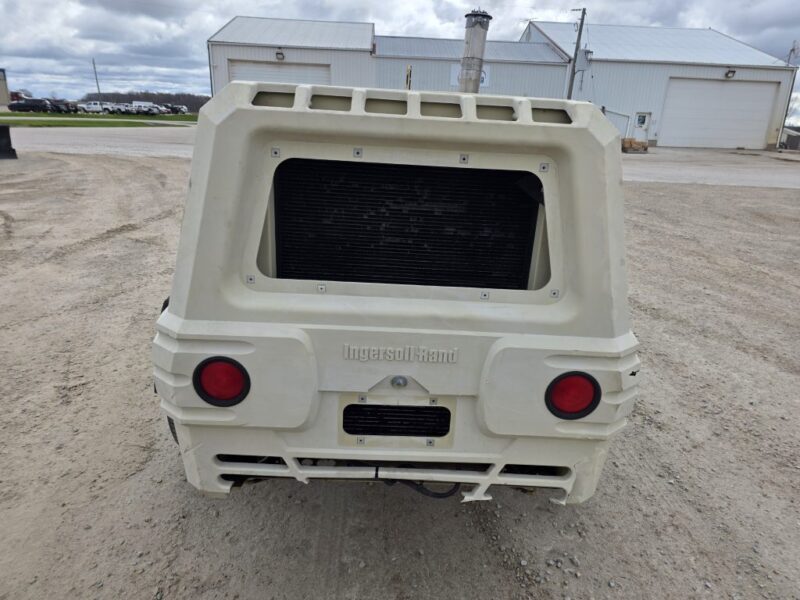 AC-113 2006 Ingersoll-Rand 185 CFM Air Compressor