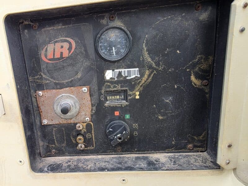AC-113 2006 Ingersoll-Rand 185 CFM Air Compressor