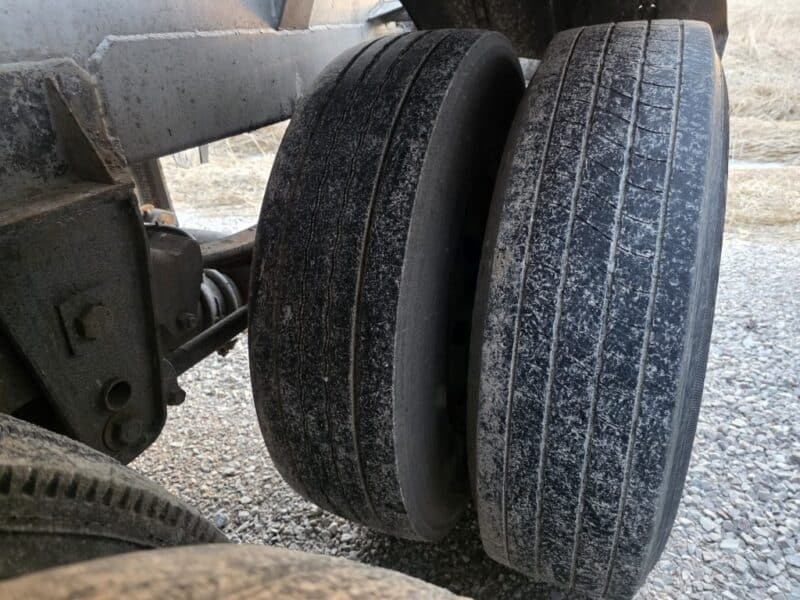 U-184 1995 Beall 6700 Gallon Stainless Steel Semi Tanker