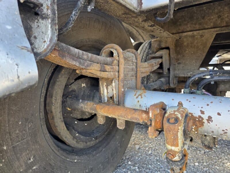 U-184 1995 Beall 6700 Gallon Stainless Steel Semi Tanker