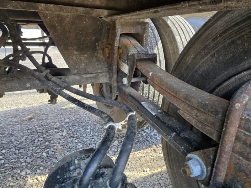 U-184 1995 Beall 6700 Gallon Stainless Steel Semi Tanker