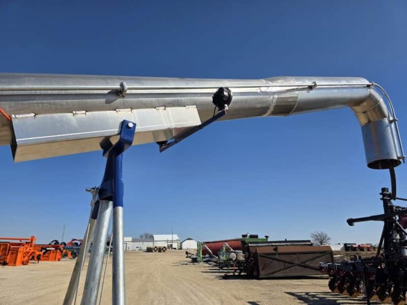 12″x 14″ Phil’s Load Stand w. Basket, Foam Injection, Wheel Jacks & Lights.