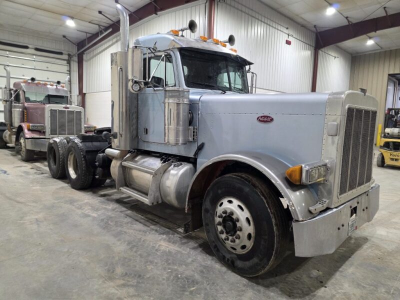 1999 Peterbilt 379 Exhd