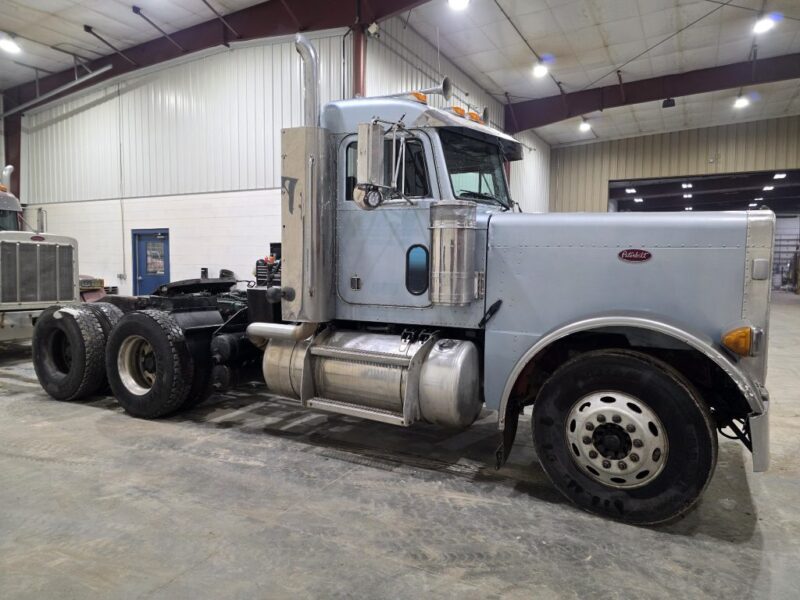 1999 Peterbilt 379 Exhd
