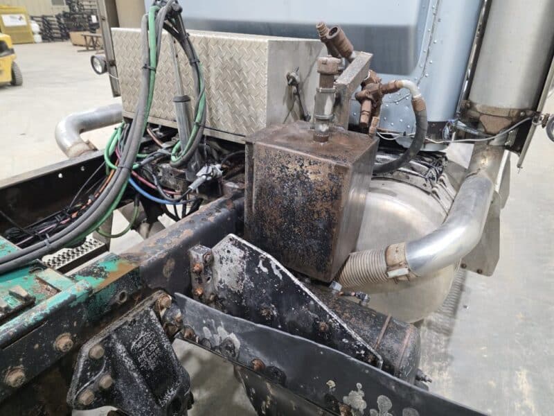 1999 Peterbilt 379 Exhd