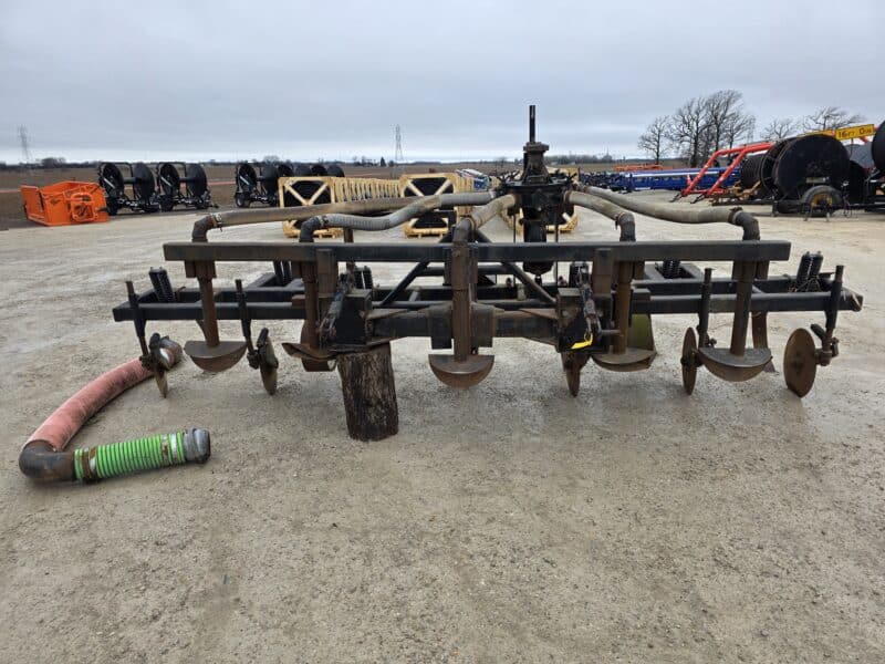 16′ Tank Toolbar with 7- Shanks on 30″ Spacings