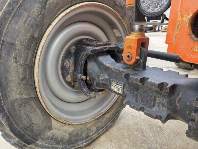 2004 Sky Trak 8042 w. 4835 Hours. with Forks