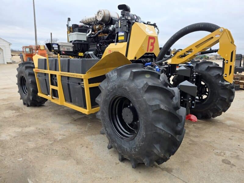 2026 Bazooka FarmStar Wolverine w. 6.8L John Deere 300 HP
