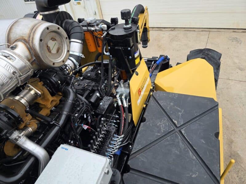 2026 Bazooka FarmStar Wolverine w. 6.8L John Deere 300 HP