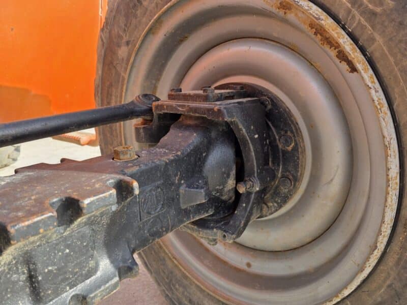 2004 Sky Trak 8042 w. 4872 Hours. with Forks