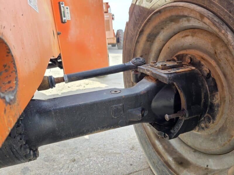 2004 Sky Trak 8042 w. 4872 Hours. with Forks